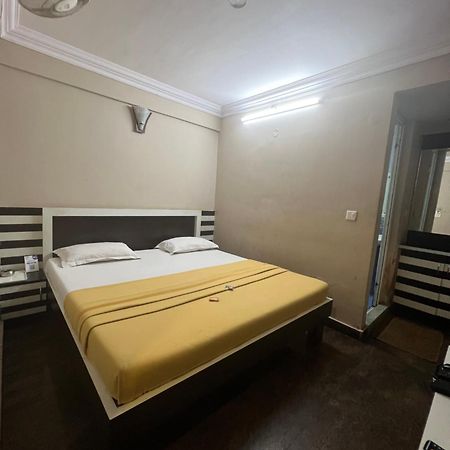 Dreamz Lodge Бангалор Экстерьер фото
